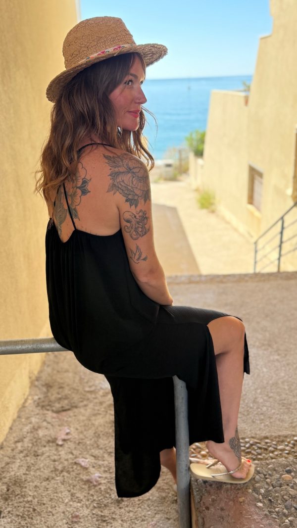 Robe simply noire